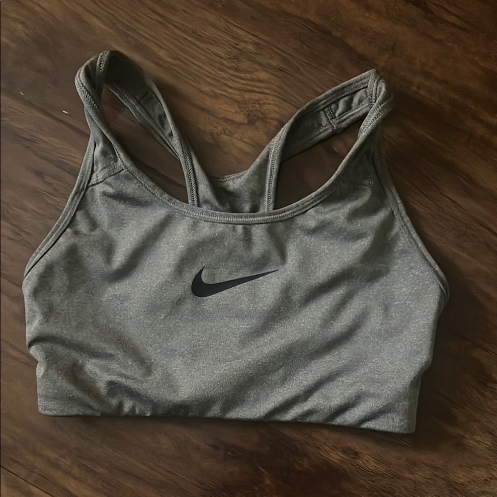 XS Nike sports bra